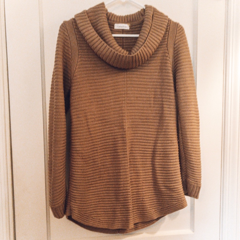 CALVIN KLEIN taupe sweater